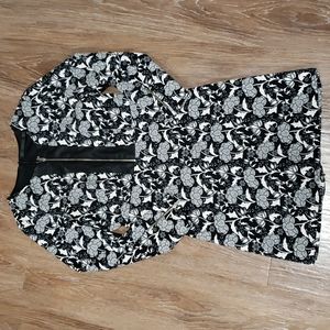 (XS) Zara Trafaluc Floral Print Long Sleeved Romper/Dress Vacation Summer Costal